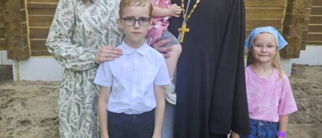 Под покровом святых Петра и Февронии: семьи приняли участие в Крестном ходе в Гомеле.